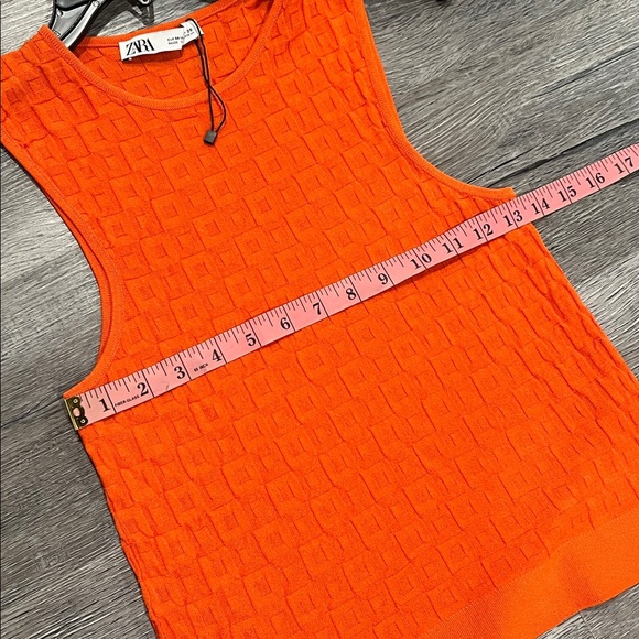 Zara new (with partial tag) Orange Textured geometric knit top - Picture 6 of 7